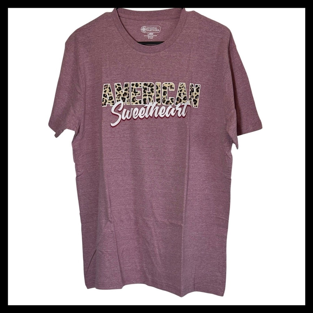 NWOT Pivotal Partners American Sweetheart Leopard Graphic Tee Mauve Purple Large